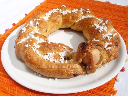 Easter ring cake from Apulia