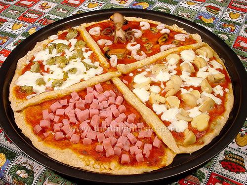 4 season Italian pizza (Pizza 4 stagioni)