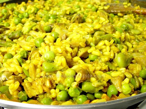 Paella vegetariana di primavera