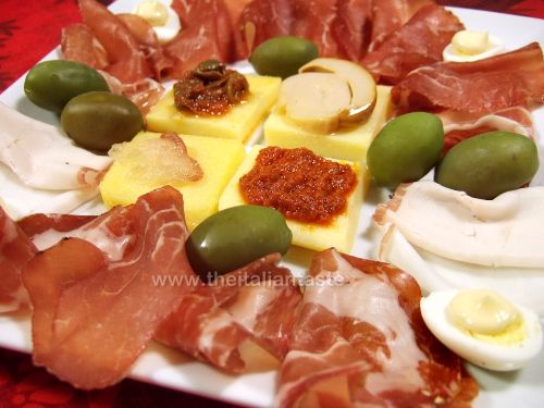 Misto di terra con tartine di polenta