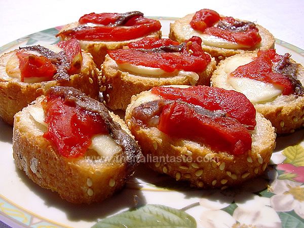 Crostini, Naples-style