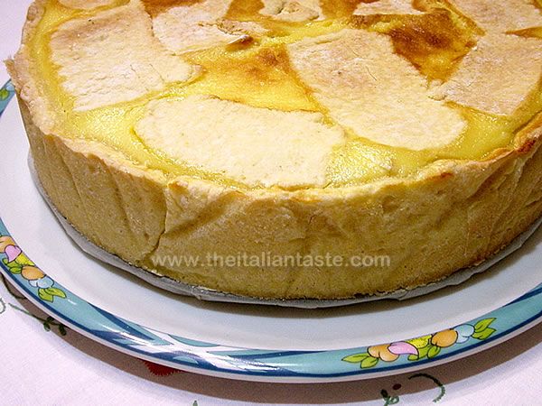 Neapolitan pastiera