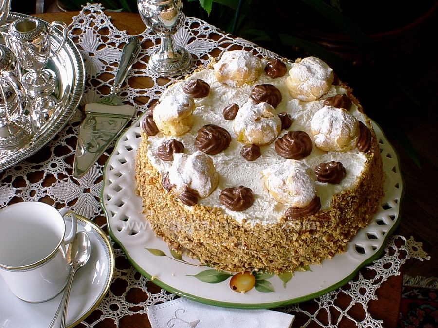 Saint Honoré cake