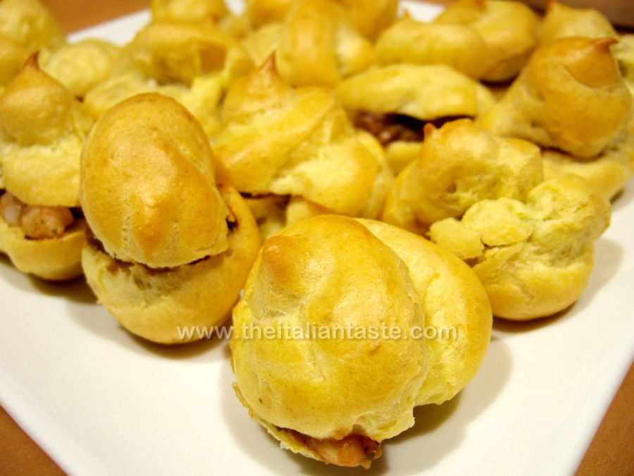 Bignè salati funghi e gamberetti