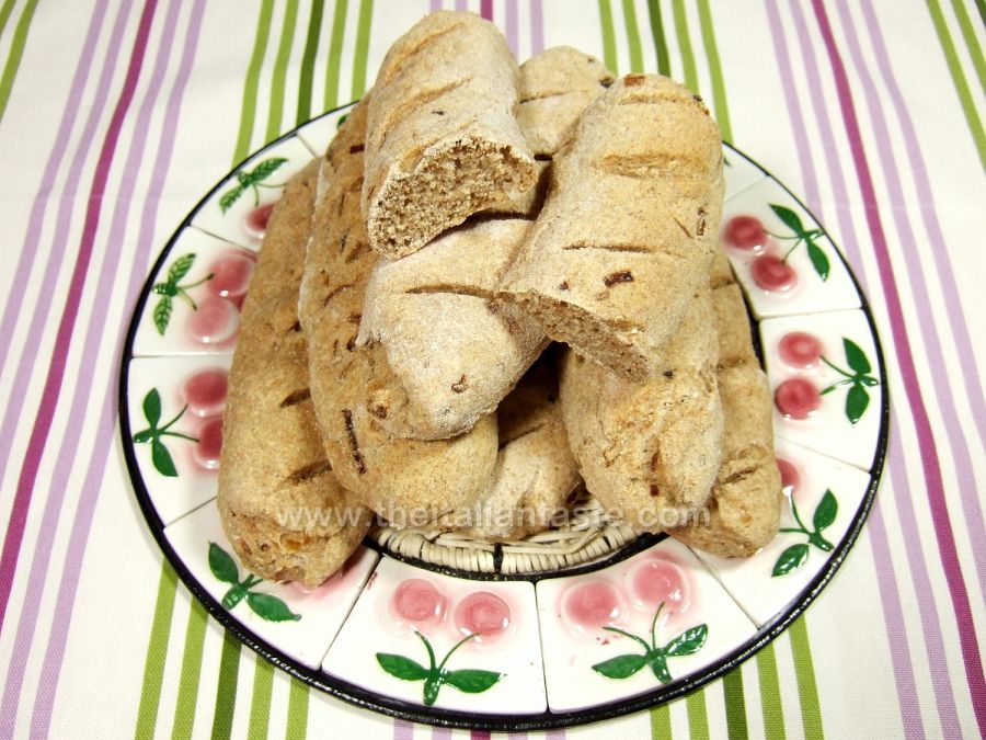 Onion sourdough bread